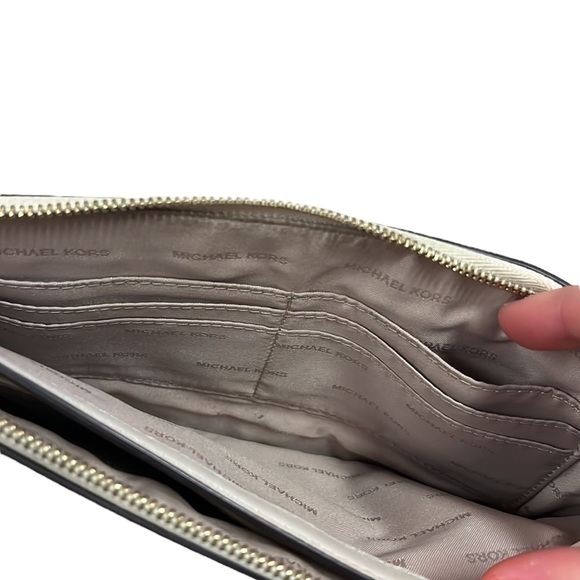 Michael Kors Striped Large Clutch Wallet - Picture 6 of 8